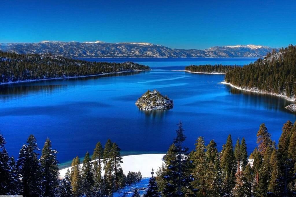In/out - Zalanta - Great Location- 2 Hot Tubs - Heated Pool * South Lake Tahoe
